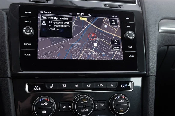 Volkswagen e-Golf - Afbeelding 16 van 30