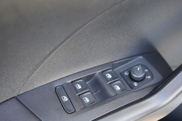 Volkswagen T-Cross - Afbeelding 21 van 30