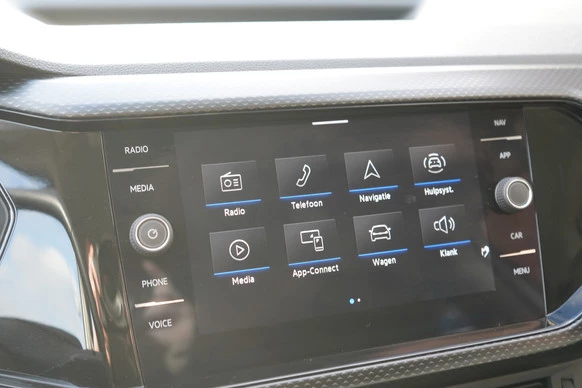 Volkswagen T-Cross - Afbeelding 28 van 30