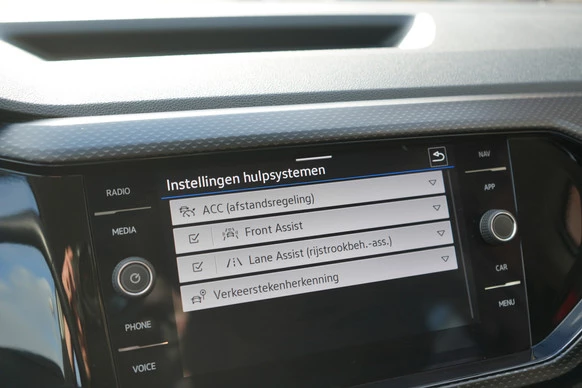 Volkswagen T-Cross - Afbeelding 29 van 30