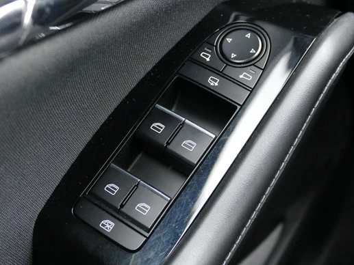 Mazda CX-30 - Afbeelding 14 van 30