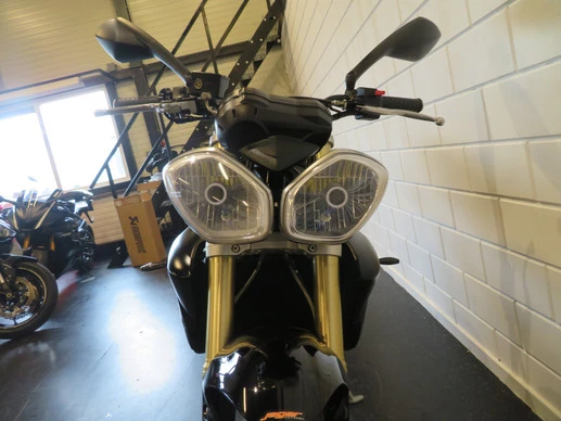 Triumph Street Triple - Afbeelding 4 van 14