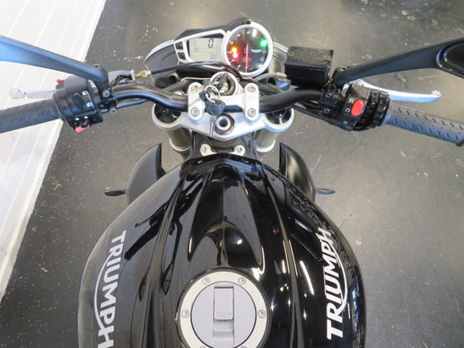 Triumph Street Triple - Afbeelding 10 van 14