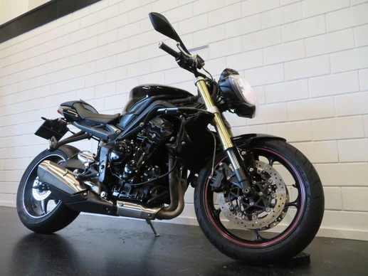 Triumph Street Triple - Afbeelding 13 van 14
