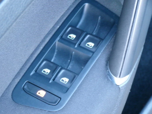 Volkswagen e-Golf - Afbeelding 18 van 24