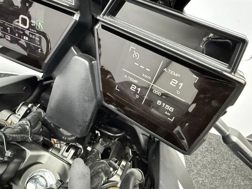 Yamaha TACER 900 GT ABS - Afbeelding 17 van 19