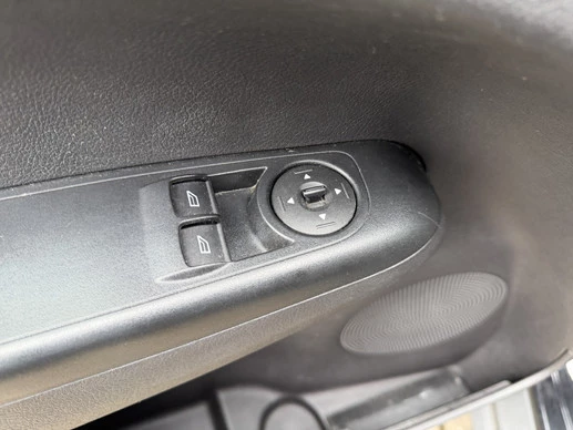 Ford Transit Courier - Afbeelding 26 van 30