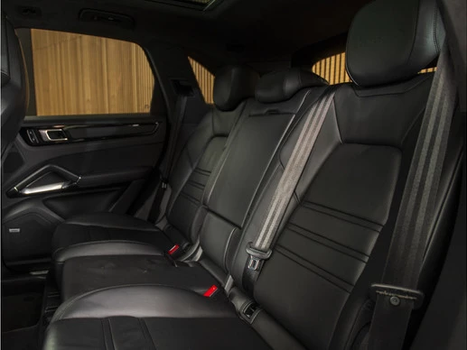 Porsche Cayenne - Afbeelding 15 van 30