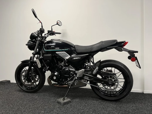Kawasaki Z650 - Afbeelding 13 van 21