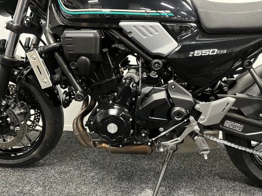 Kawasaki Z650 - Afbeelding 16 van 21