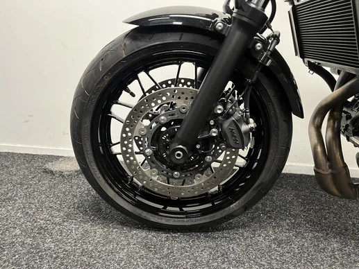 Kawasaki Z650 - Afbeelding 17 van 21