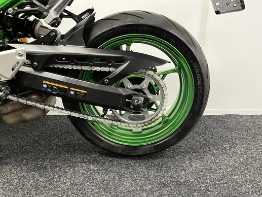 Kawasaki Z900 - Afbeelding 16 van 22