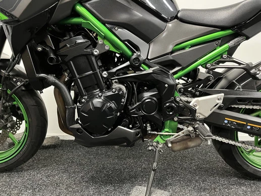 Kawasaki Z900 - Afbeelding 17 van 22