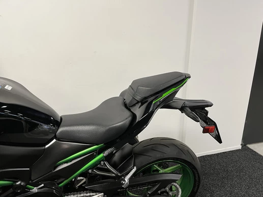 Kawasaki Z900 - Afbeelding 19 van 22