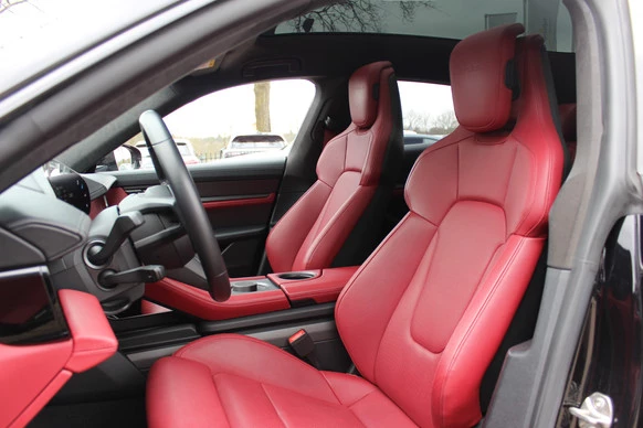 Porsche Taycan - Afbeelding 5 van 30