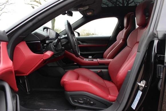 Porsche Taycan - Afbeelding 11 van 30