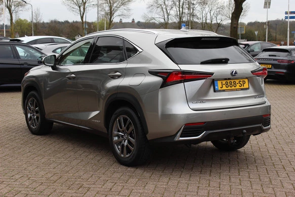 Lexus NX - Afbeelding 3 van 30