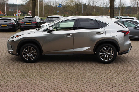 Lexus NX - Afbeelding 7 van 30
