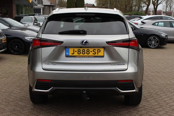 Lexus NX - Afbeelding 15 van 30