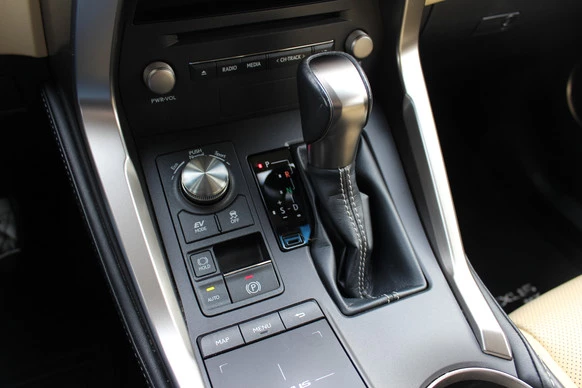 Lexus NX - Afbeelding 28 van 30