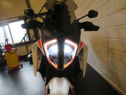 KTM 1290 - Afbeelding 12 van 16