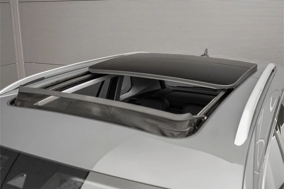 Volkswagen Tiguan - Afbeelding 20 van 30