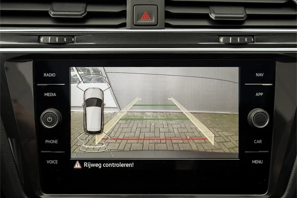 Volkswagen Tiguan - Afbeelding 25 van 30