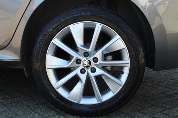 Škoda Kamiq - Afbeelding 6 van 30