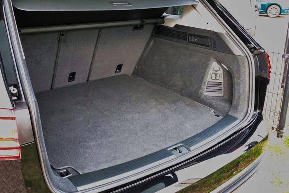 Volkswagen Touareg - Afbeelding 10 van 30