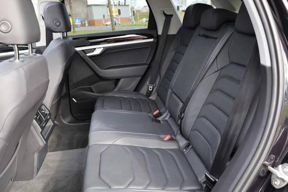 Volkswagen Touareg - Afbeelding 14 van 30