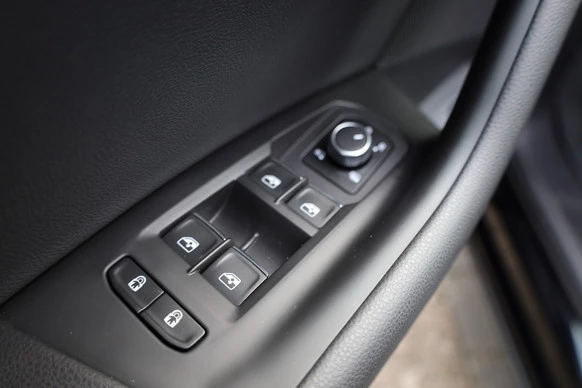 Volkswagen Touareg - Afbeelding 18 van 30