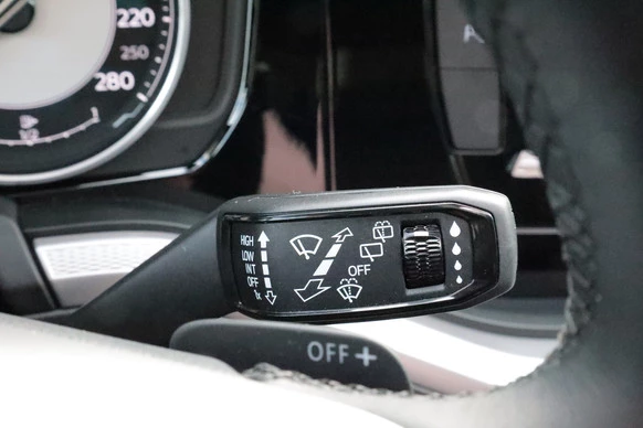 Volkswagen Touareg - Afbeelding 27 van 30