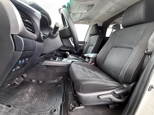 Toyota Hilux - Afbeelding 9 van 30