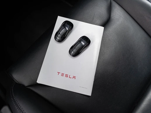 Tesla Model X - Afbeelding 23 van 30