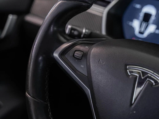 Tesla Model X - Afbeelding 26 van 30