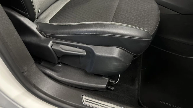 Opel Grandland X - Afbeelding 17 van 30