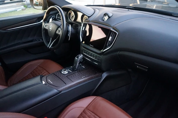 Maserati Ghibli - Afbeelding 13 van 30