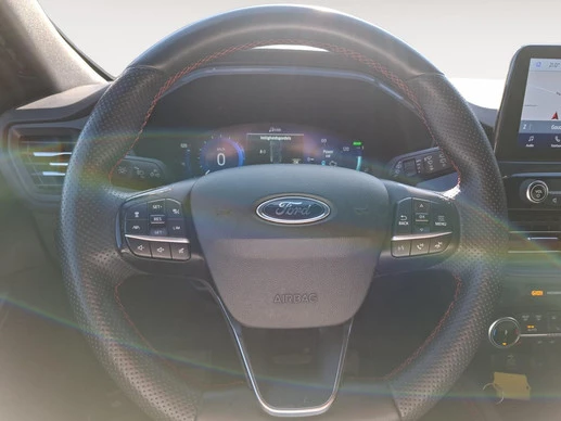 Ford Kuga - Afbeelding 12 van 30