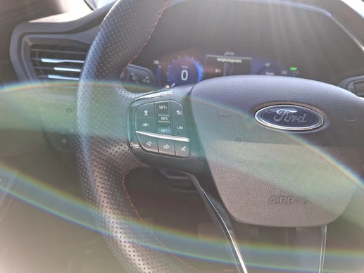 Ford Kuga - Afbeelding 13 van 30