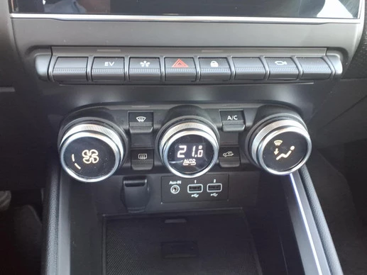 Renault Clio - Afbeelding 27 van 29