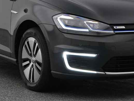 Volkswagen e-Golf - Afbeelding 18 van 30