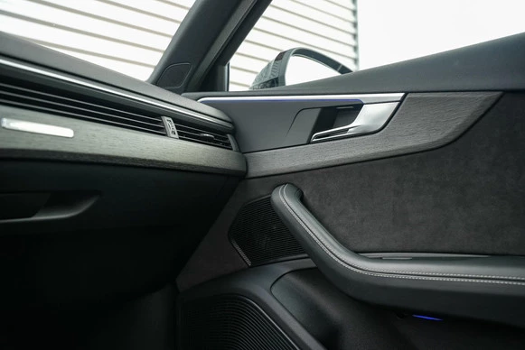 Audi RS4 - Afbeelding 21 van 30