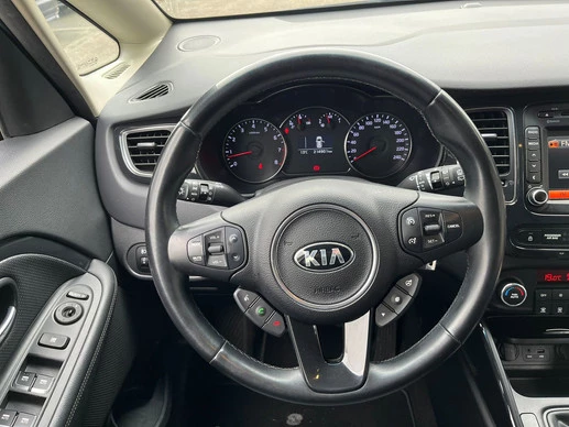 Kia Carens - Afbeelding 13 van 18
