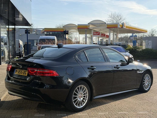Jaguar XE - Afbeelding 10 van 25