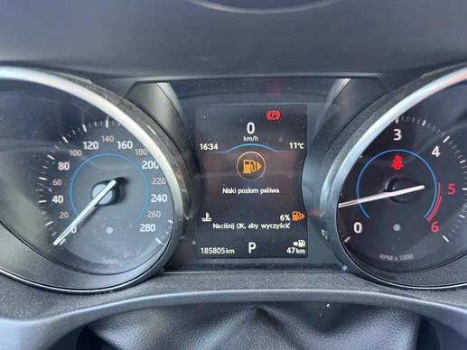 Jaguar XE - Afbeelding 13 van 25