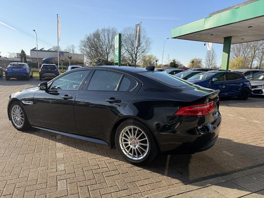 Jaguar XE - Afbeelding 23 van 25