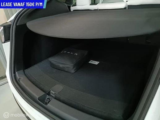 Tesla Model Y - Afbeelding 19 van 27