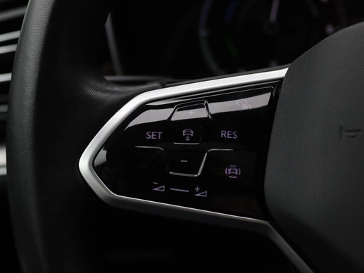 Volkswagen Touareg - Afbeelding 19 van 30