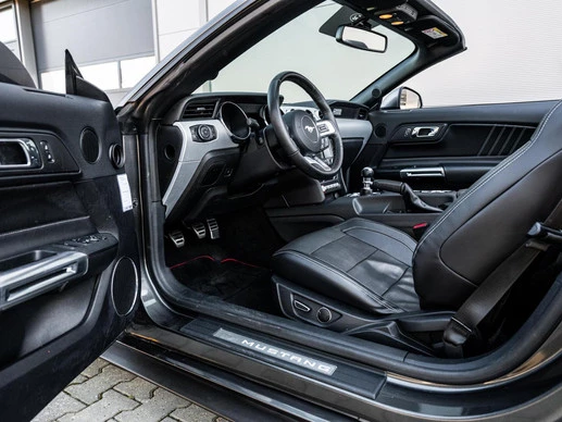 Ford Mustang - Afbeelding 5 van 30