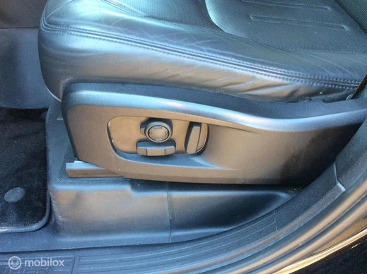 Land Rover Defender - Afbeelding 17 van 30